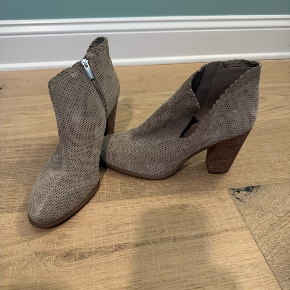Vince Camuto Tan Ankle Booties with Chunky Heel